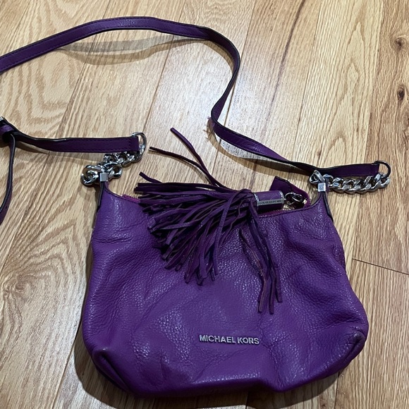 Michael Kors Vibrant Purple Crossbody Bag - Picture 2 of 8
